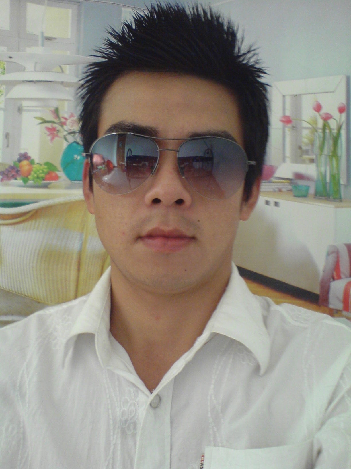 李龙资料照片_广东深圳征婚交友_珍爱网